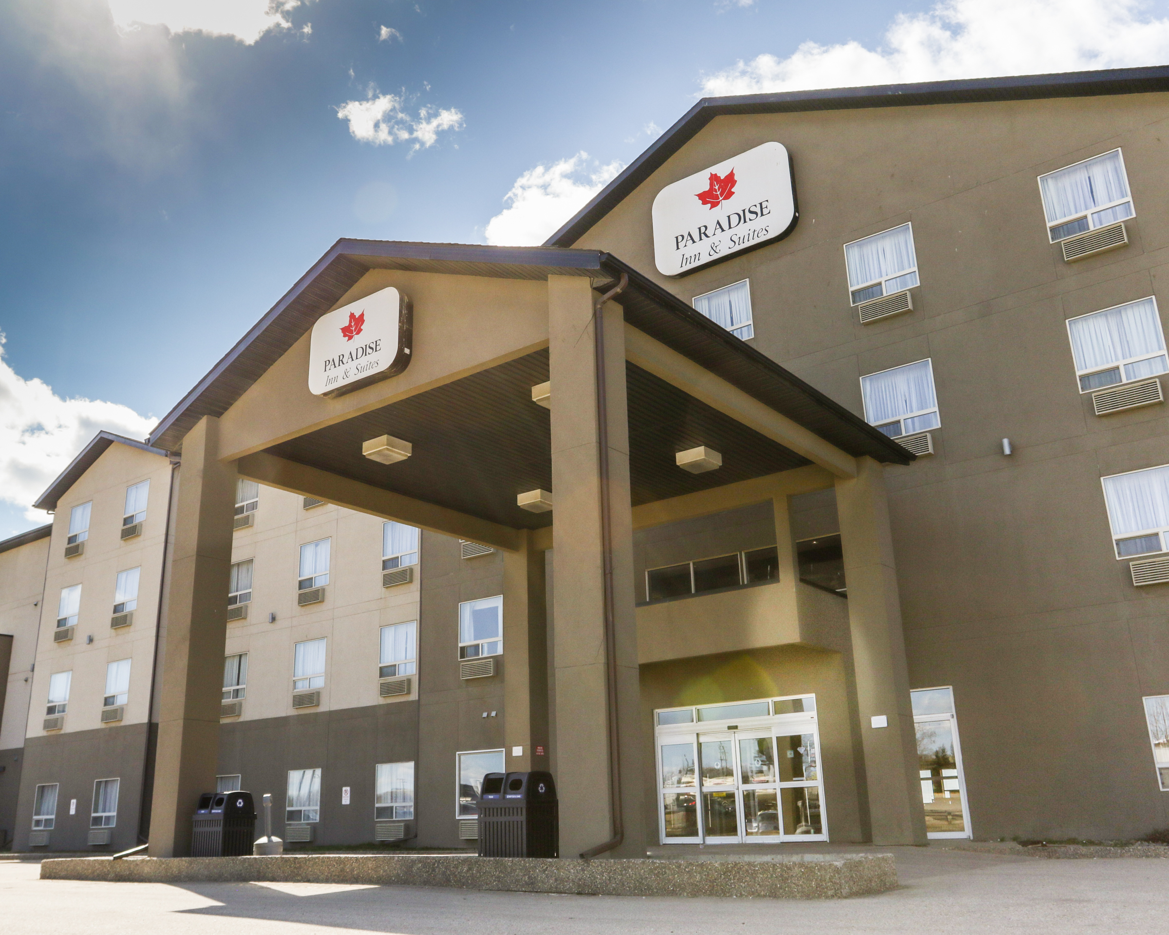 Paradise Inn Exterior